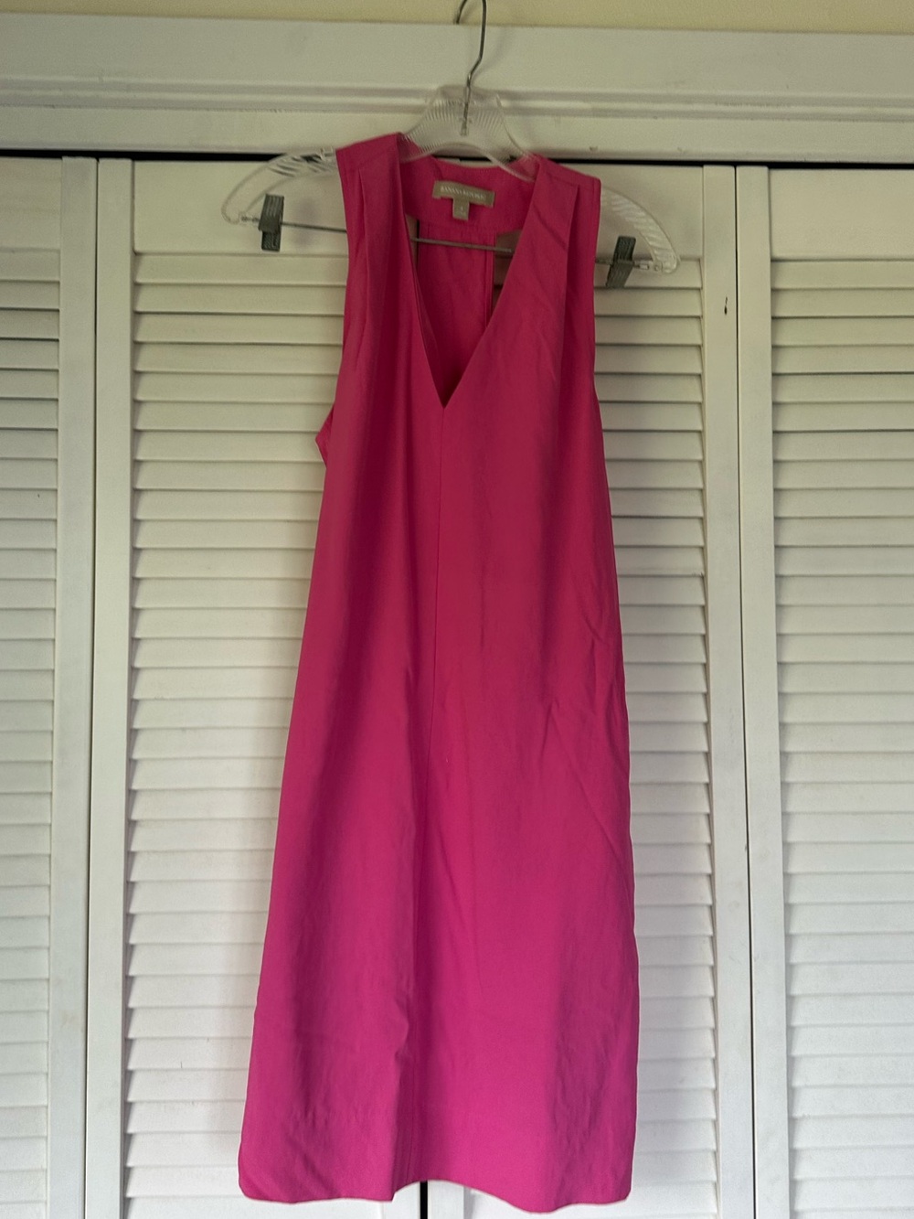 Sleeveless V-Neck Pink Shift Dress